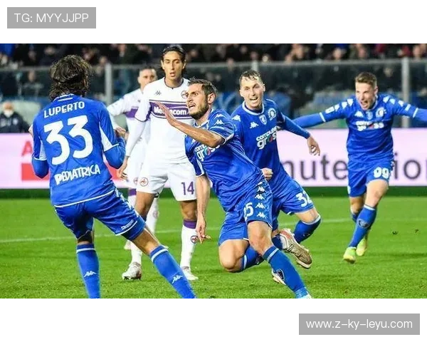 加的夫城防线协作默契